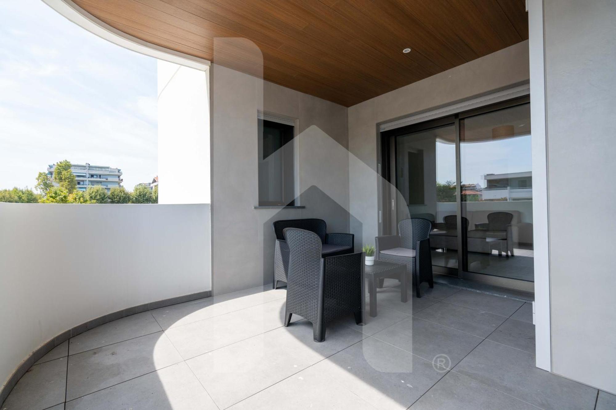 Homiday - Waterfront Montesilvano Marina Exterior foto