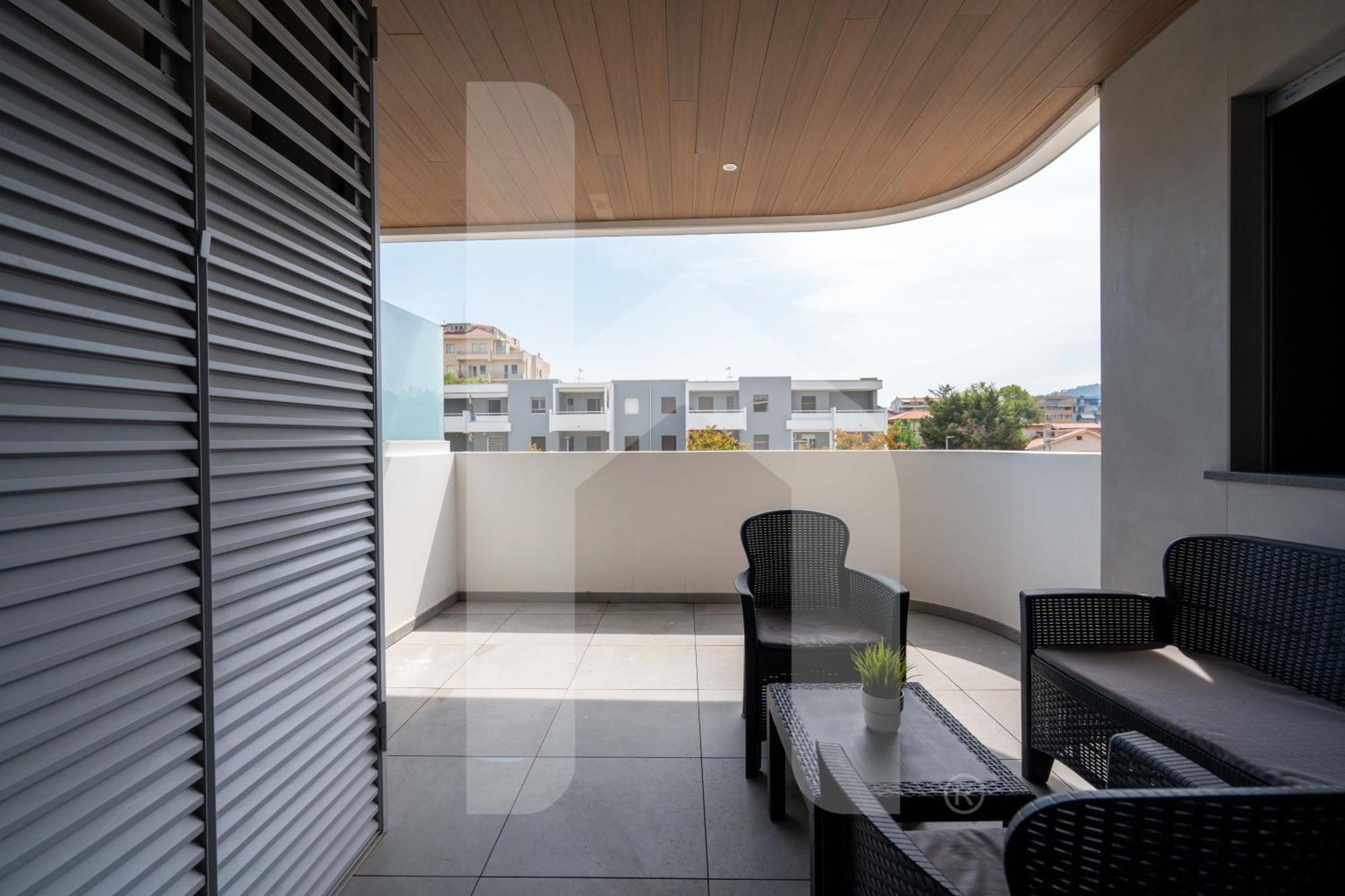 Homiday - Waterfront Montesilvano Marina Exterior foto